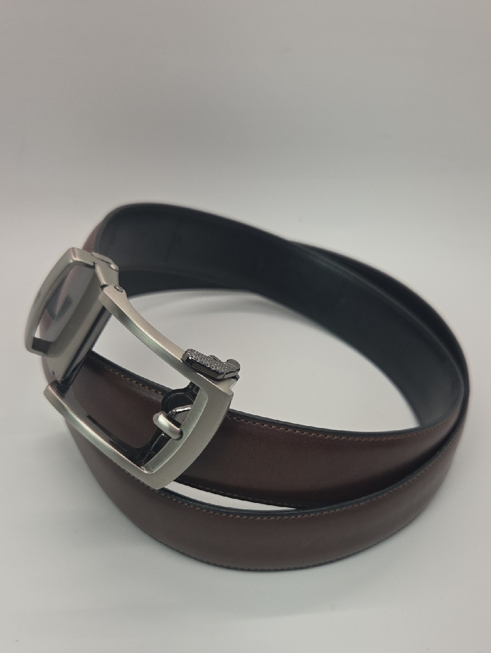 Men's Adjustable Self Fastening Leather Belt Brown and Black with Silver Buckle
